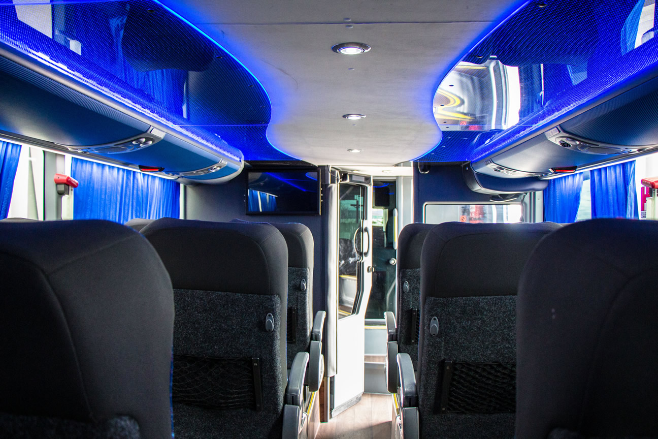 autobuses de 2 pisos para viajes religiosos